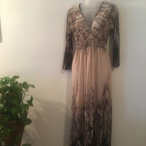 Maxi dress. Soooo comfortable.